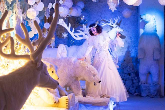 e' anche pet - friendly la fantastica casa di babbo natale nel castello di lunghezza: un luogo magico per tutta la famiglia, a due e quattrozampe